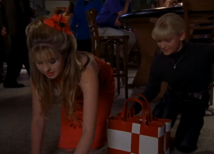 did-you-get-tips-from-andie-on-how-to-jack-people's-looks-on-a-time-crunch---lizzie-mcguire-reviewed.png